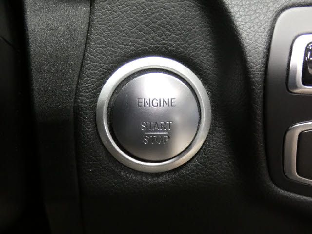 MERCEDES BENZ MERCEDES AMG C CLASS 2016 Image 31