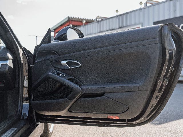 PORSCHE BOXSTER S 2014 Image 31