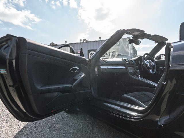 PORSCHE BOXSTER S 2014 Image 31