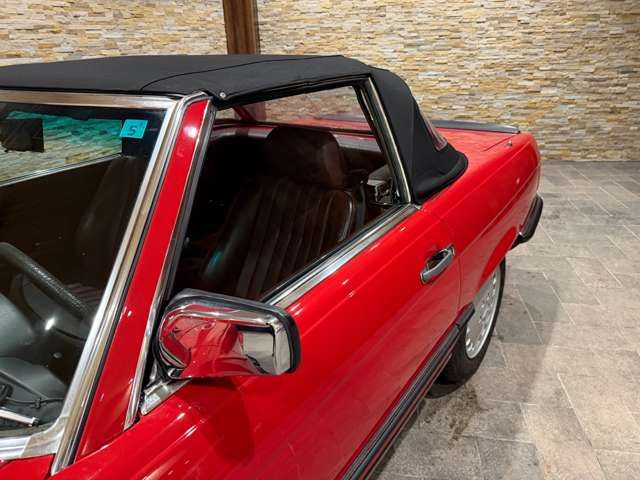 MERCEDES BENZ SL CLA 1986 Image 31