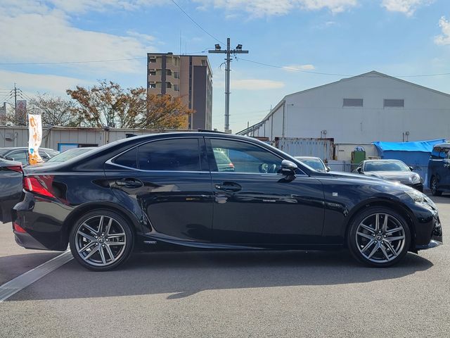 TOYOTA LEXUS IS300H 2014 Image 31