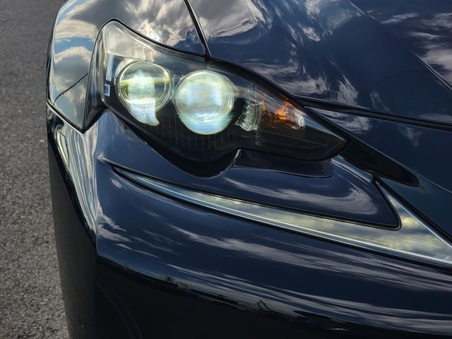 TOYOTA LEXUS IS300H 2014 Image 31