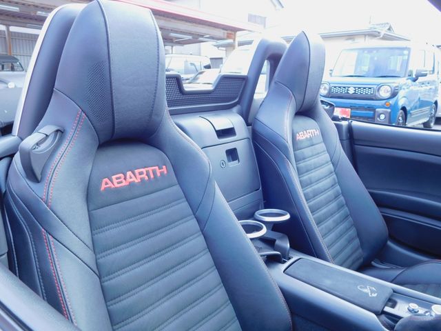 FIAT ABARTH 124 SPIDER 2017 Image 31