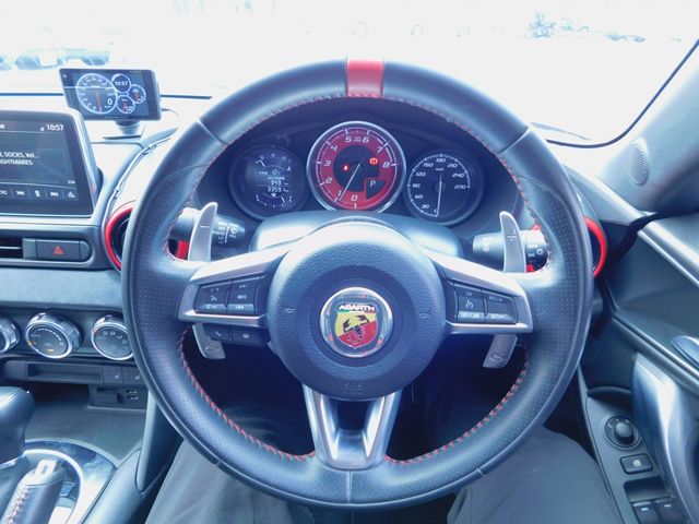 FIAT ABARTH 124 SPIDER 2017 Image 31