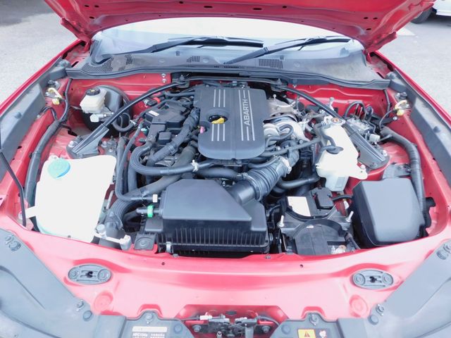 FIAT ABARTH 124 SPIDER 2017 Image 31