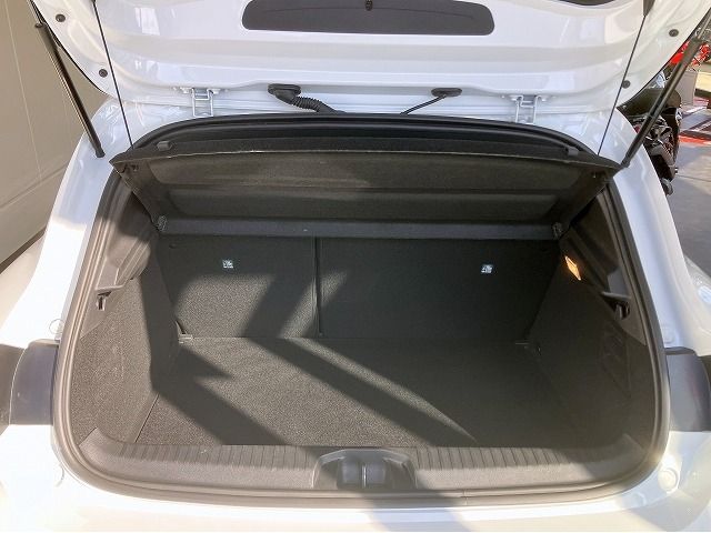 RENAULT LUTECIA 2022 Image 31