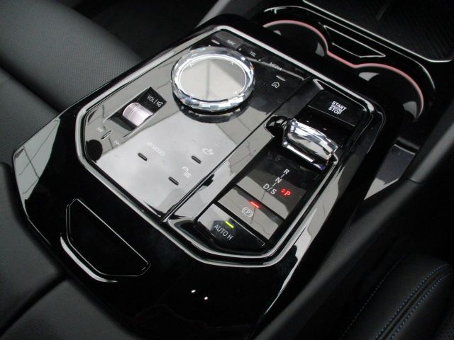 BMW 5SERIES TOURING 2025 Image 31