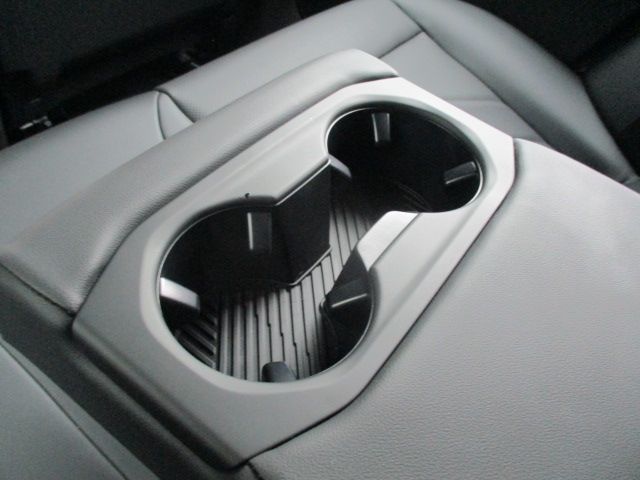 BMW 5SERIES TOURING 2025 Image 31