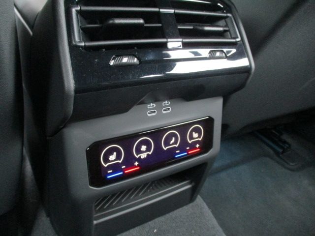 BMW 5SERIES TOURING 2025 Image 31