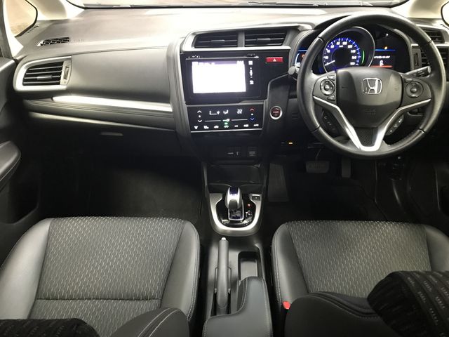 HONDA FIT HYBRID 2016 Image 31