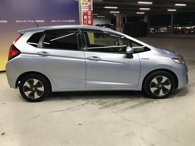 HONDA FIT HYBRID 2016 Image 31