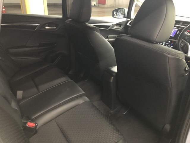 HONDA FIT HYBRID 2016 Image 31