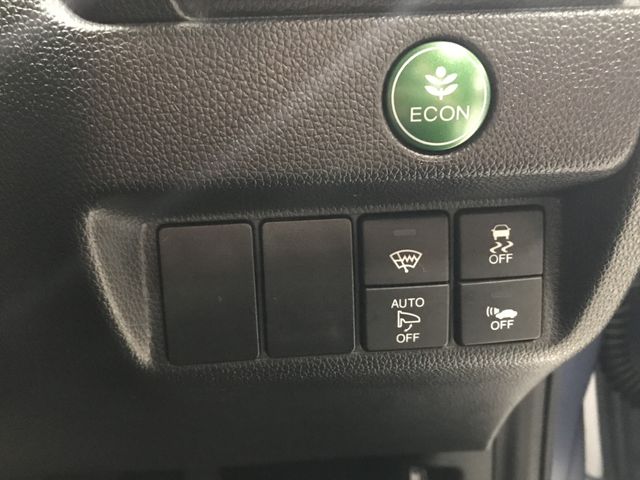 HONDA FIT HYBRID 2016 Image 31