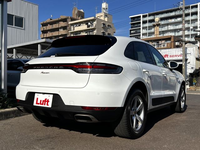 PORSCHE MACAN 2019 Image 31