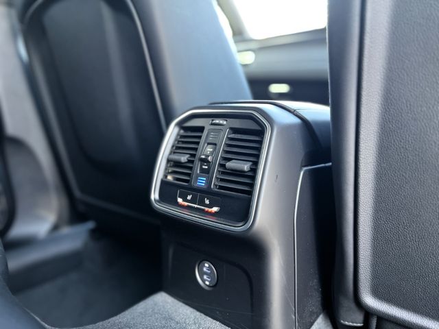 PORSCHE MACAN 2019 Image 31