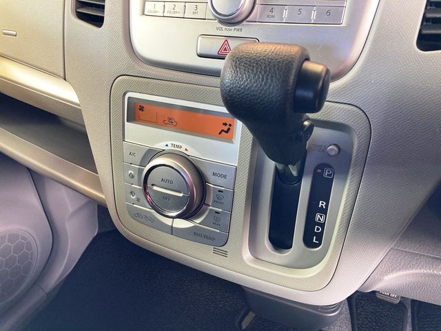 SUZUKI WAGON R 2012 Image 31