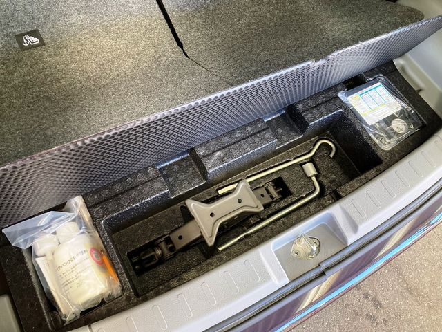 SUZUKI WAGON R 2012 Image 31