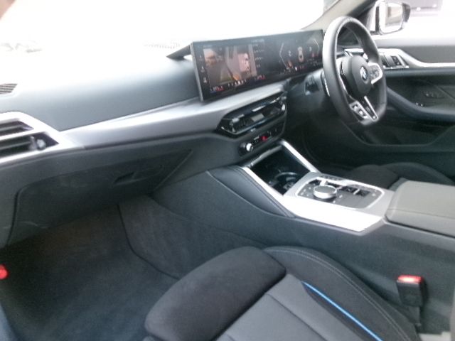 BMW 4SERIES GRAN COU 2025 Image 31