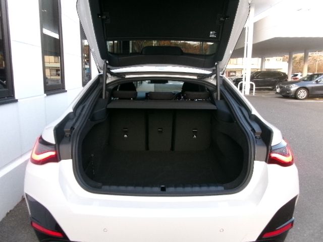 BMW 4SERIES GRAN COU 2025 Image 31