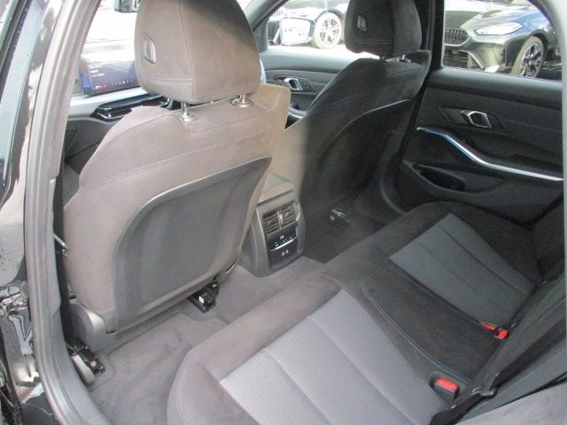 BMW 3SERIES TOURING 2025 Image 31