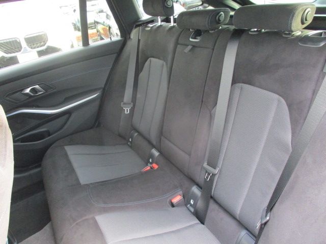 BMW 3SERIES TOURING 2025 Image 31