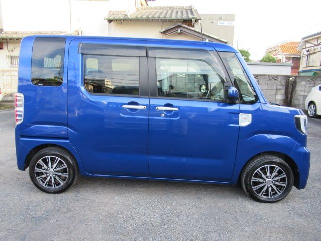 DAIHATSU WAKE 2018 Image 31