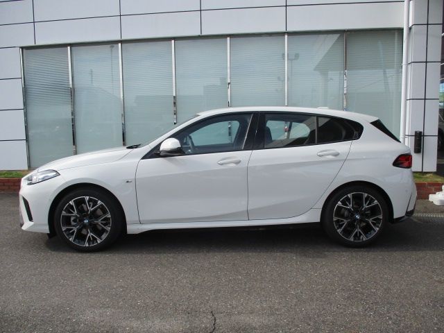 BMW 1SERIES 2025 Image 31