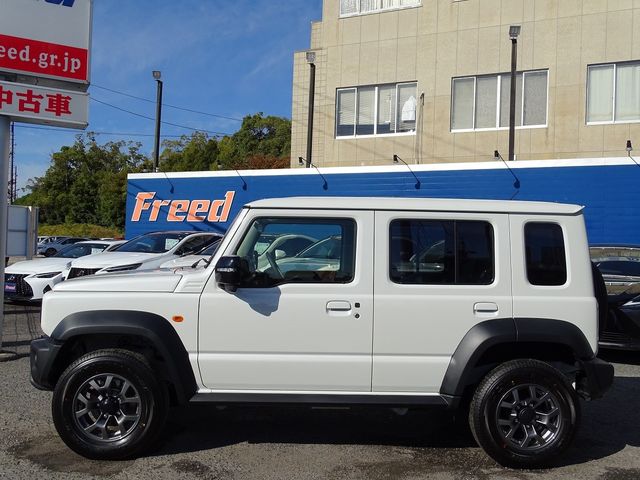 SUZUKI JIMNY NOMADE 2025 Image 31