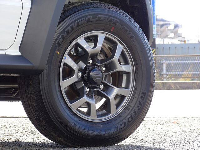 SUZUKI JIMNY NOMADE 2025 Image 31