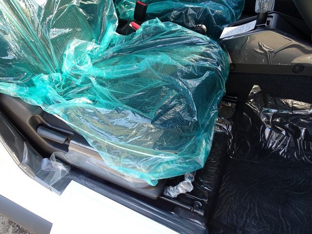 SUZUKI JIMNY NOMADE 2025 Image 31