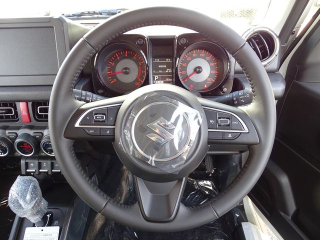 SUZUKI JIMNY NOMADE 2025 Image 31