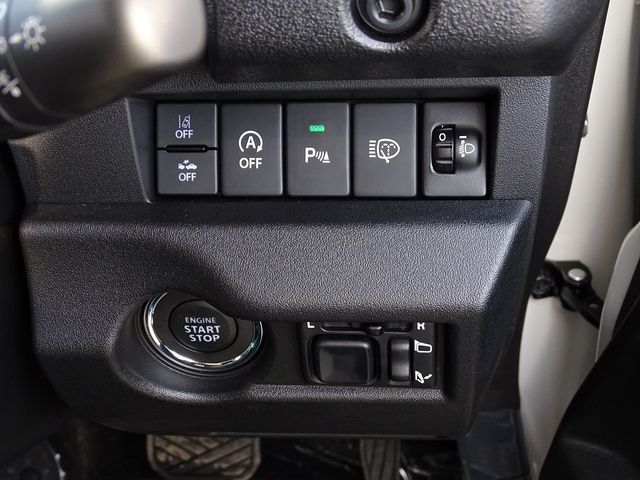 SUZUKI JIMNY NOMADE 2025 Image 31