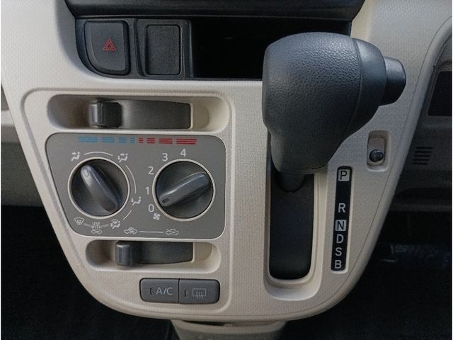 DAIHATSU MOVE 2017 Image 31