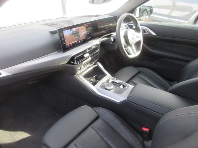 BMW 4SERIES COUPE 2025 Image 31