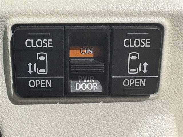 TOYOTA SIENTA HYBRID 2016 Image 31