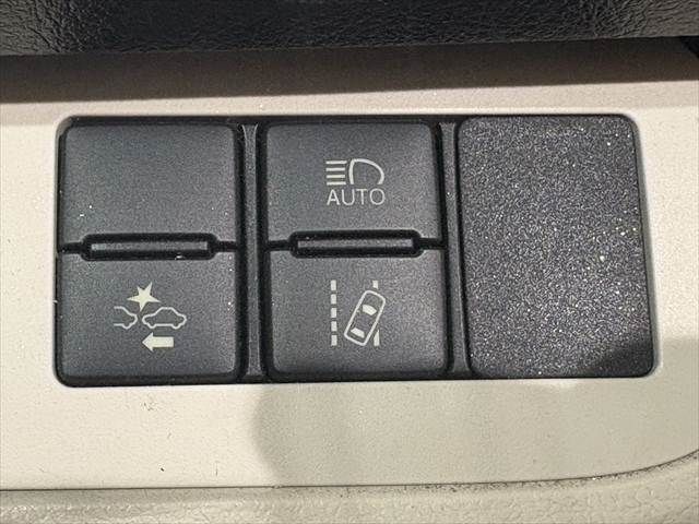 TOYOTA SIENTA HYBRID 2016 Image 31