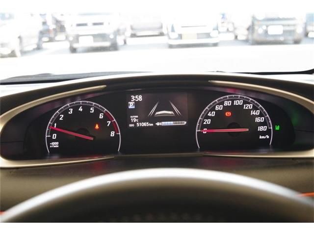 TOYOTA SIENTA 2019 Image 31