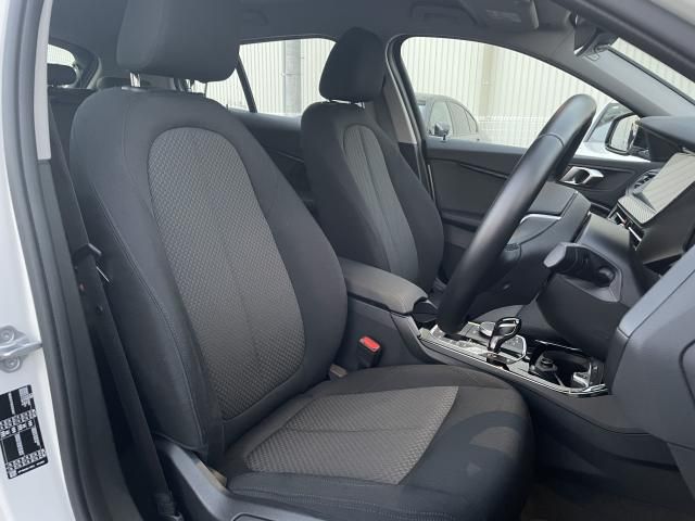 BMW 1SERIES 2021 Image 31