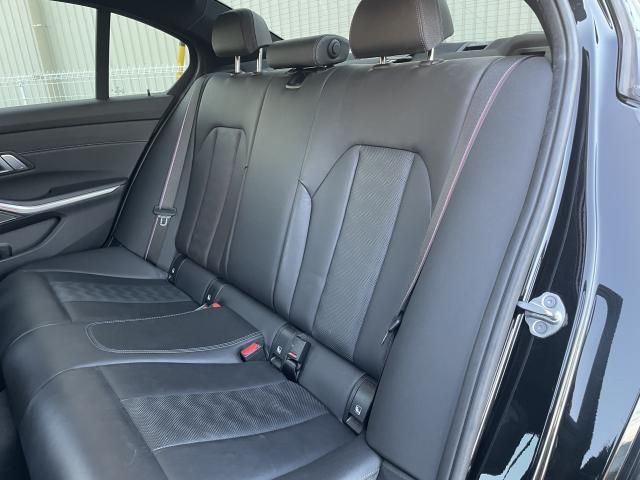 BMW M3 SEDAN 2022 Image 31