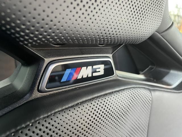 BMW M3 SEDAN 2022 Image 31