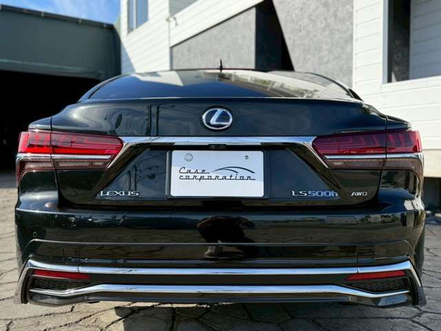 TOYOTA LEXUS LS500H 4WD 2017 Image 31