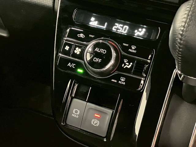 DAIHATSU TANTO CUSTOM 2022 Image 31