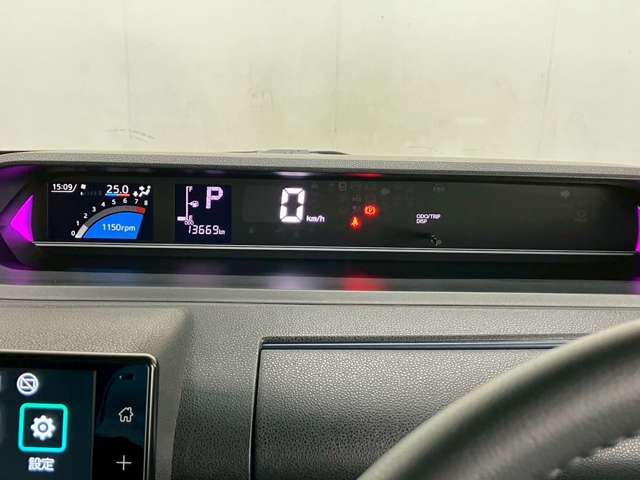 DAIHATSU TANTO CUSTOM 2022 Image 31