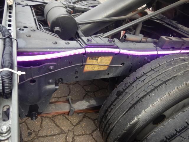 ISUZU ELF 2005 Image 31