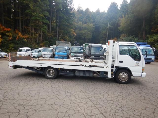 ISUZU ELF 2003 Image 31