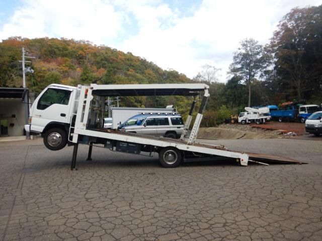 ISUZU ELF 2003 Image 31