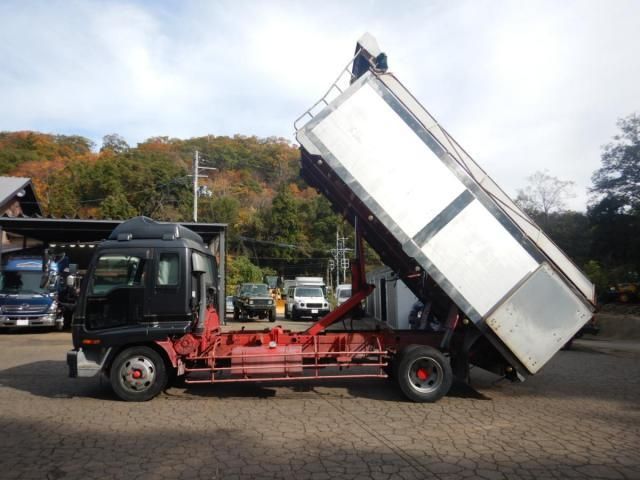 ISUZU FORWARD 2004 Image 31
