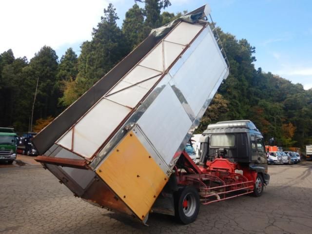 ISUZU FORWARD 2004 Image 31