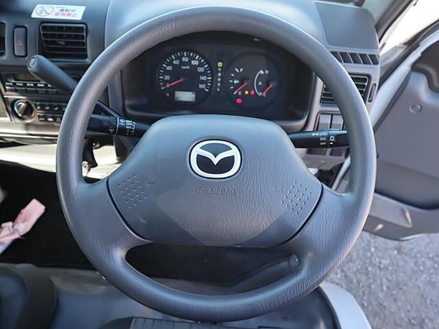 MAZDA BONGO TRUCK 2WD 2017 Image 31