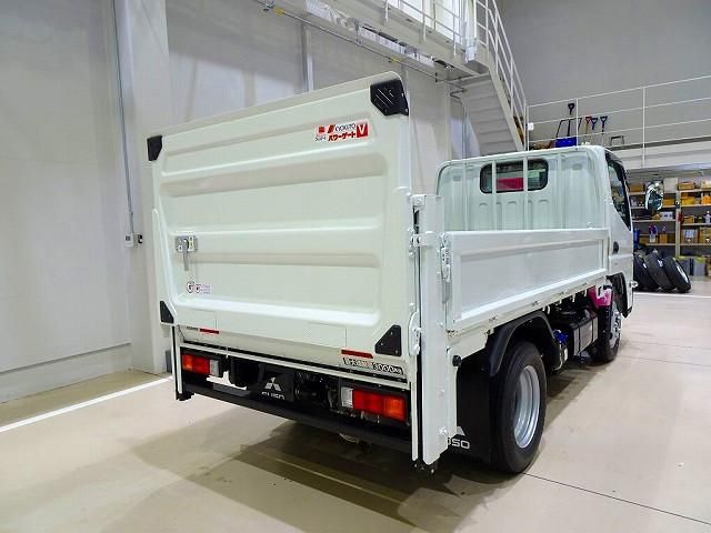 MITSUBISHI CANTER 2025 Image 31